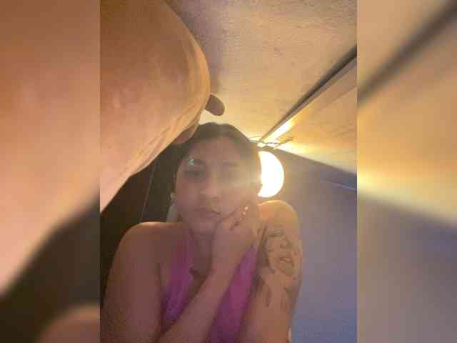 britt-grey webcam