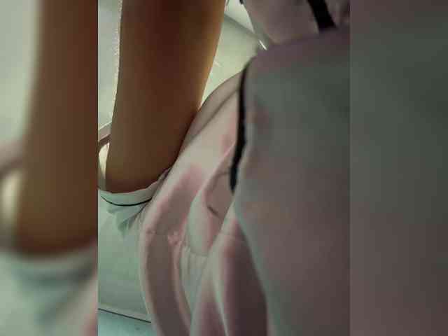 britt-grey webcam