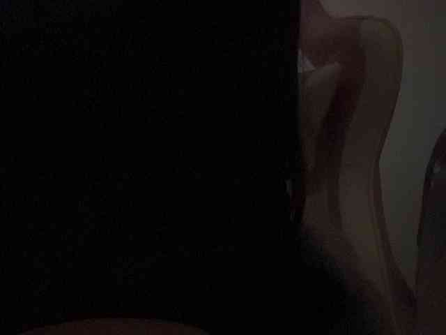 britt-grey webcam