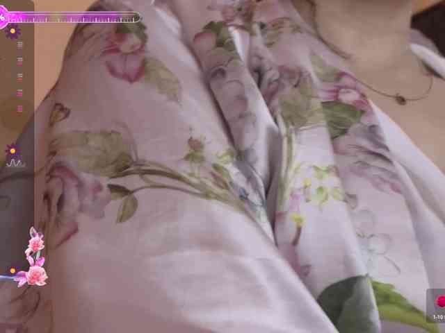 britt-grey webcam