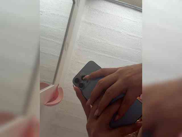 britt-grey webcam
