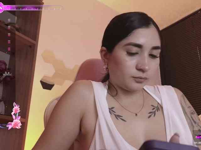 britt-grey britt-grey