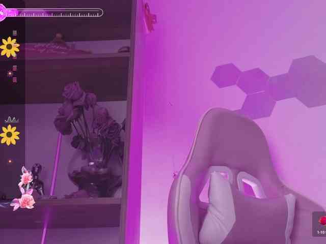 britt-grey webcam