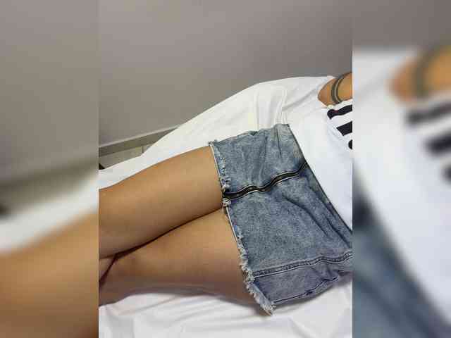 britt-grey webcam