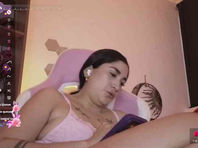britt-grey webcam