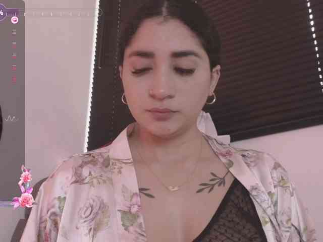 britt-grey webcam
