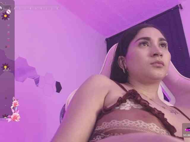 britt-grey webcam