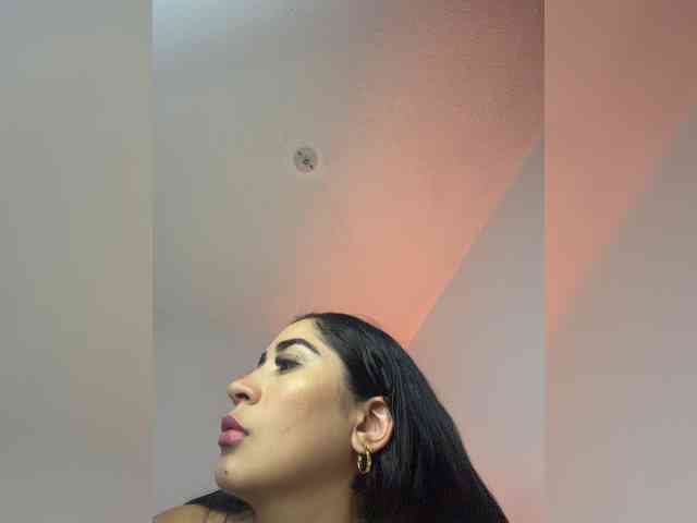 britt-grey webcam