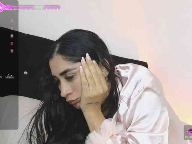 britt-grey webcam