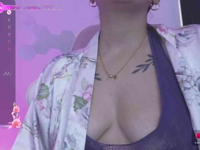 britt-grey webcam