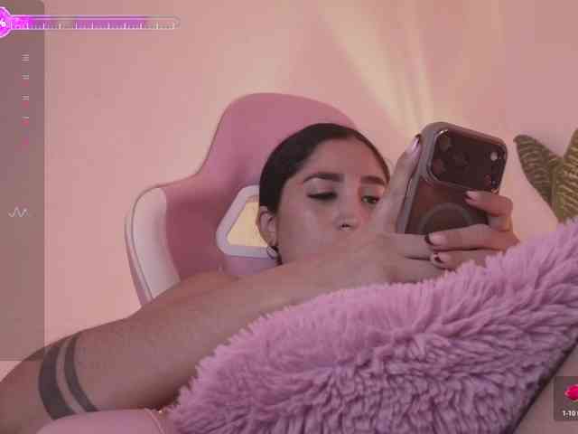 britt-grey webcam