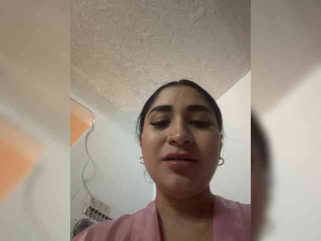 britt-grey webcam