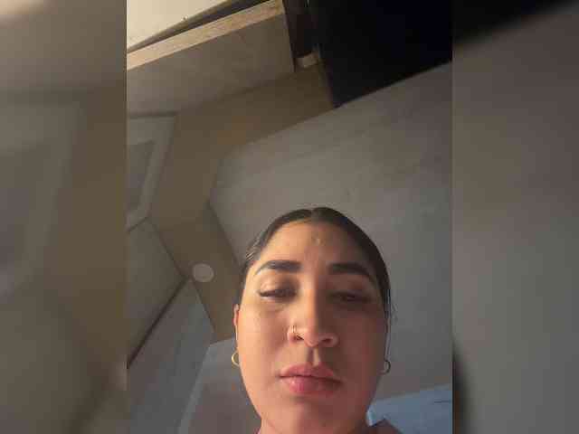 britt-grey webcam