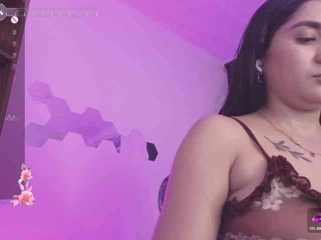 britt-grey webcam