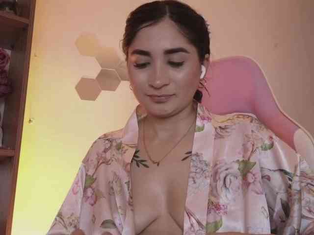 britt-grey webcam