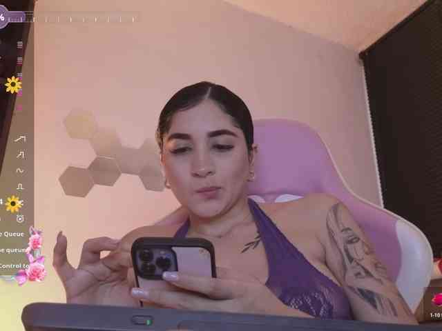 britt-grey webcam
