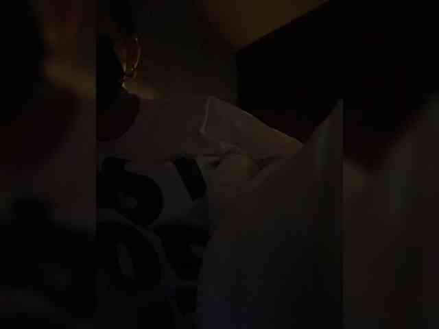 britt-grey webcam
