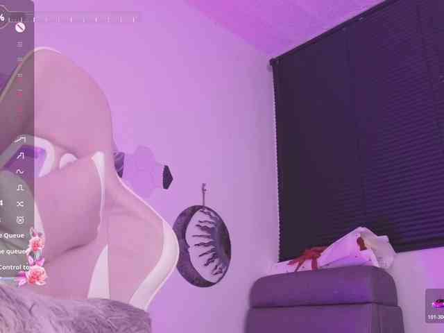 britt-grey webcam