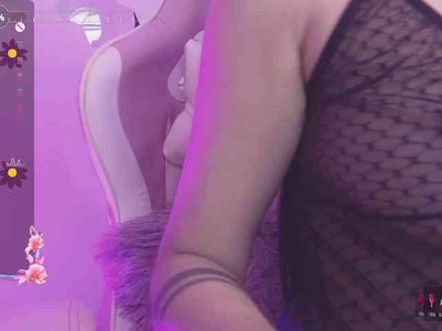 britt-grey webcam