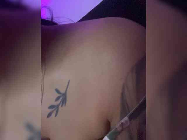 britt-grey webcam