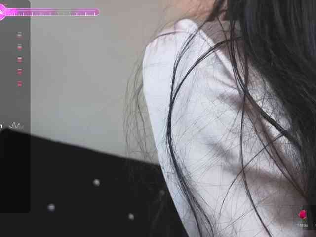 britt-grey webcam