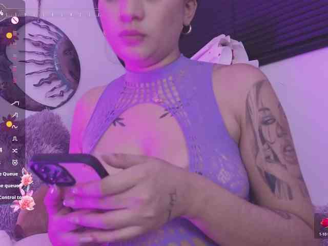 britt-grey webcam
