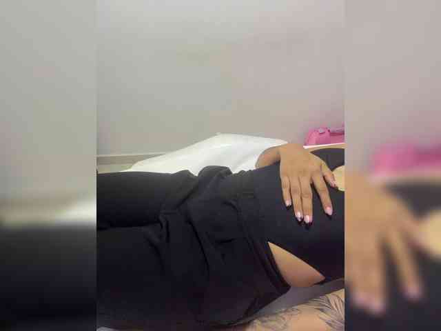 britt-grey webcam
