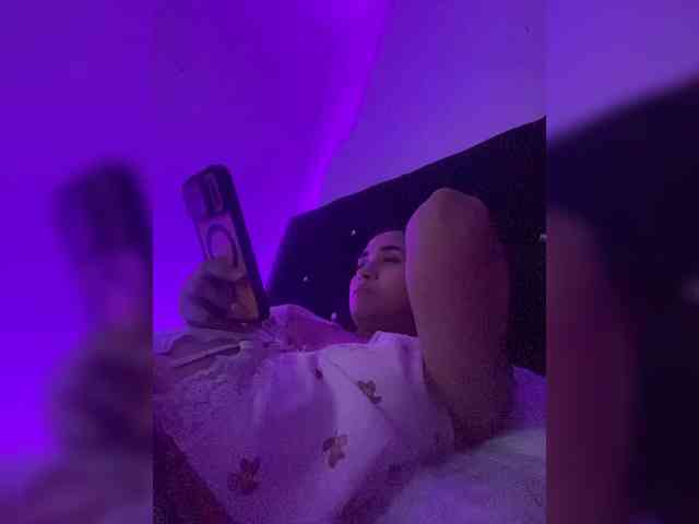 britt-grey webcam