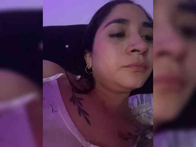 britt-grey webcam