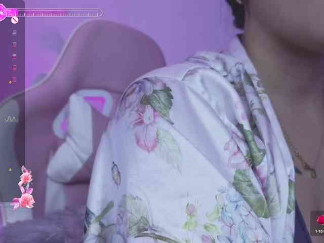 britt-grey webcam