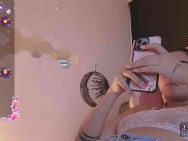 britt-grey webcam