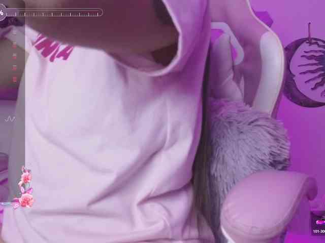 britt-grey webcam