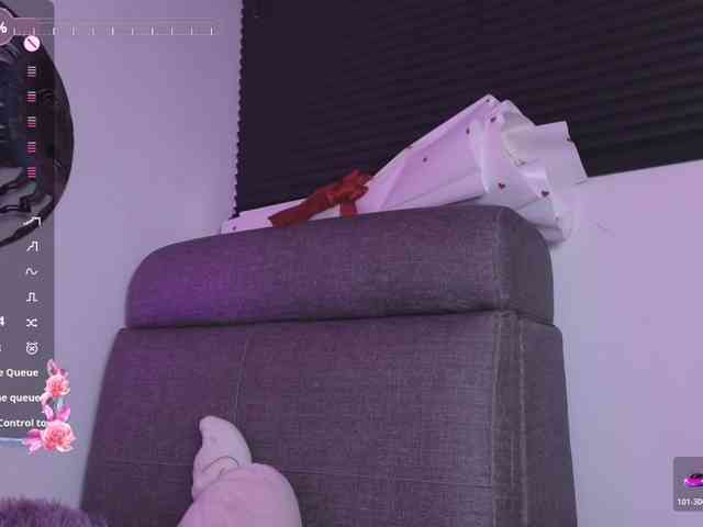 britt-grey webcam