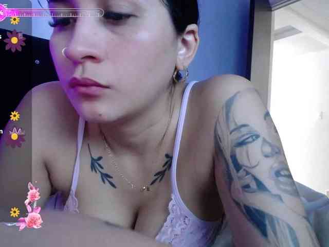 britt-grey webcam