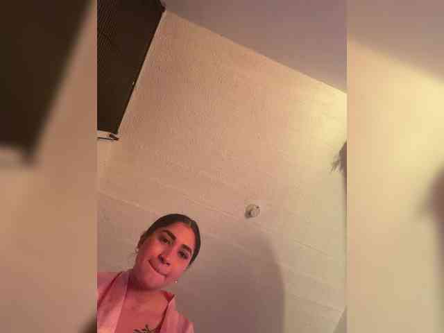 britt-grey webcam