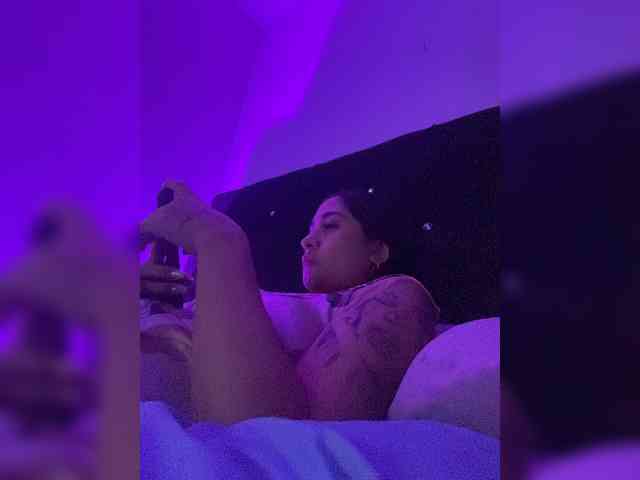 britt-grey webcam