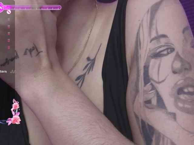 britt-grey webcam
