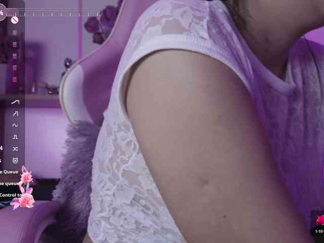 britt-grey britt-grey