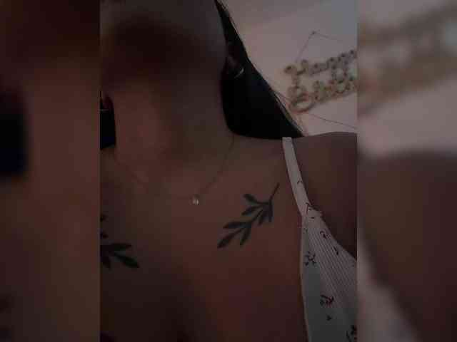 模特: britt-grey