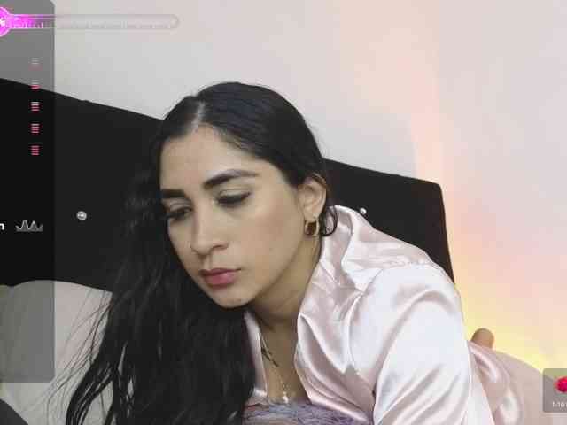 britt-grey webcam