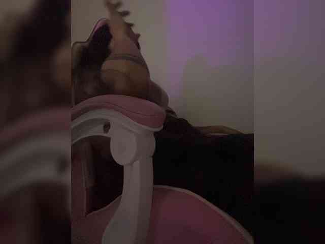 britt-grey webcam