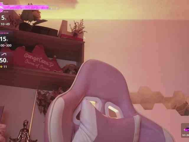 britt-grey webcam