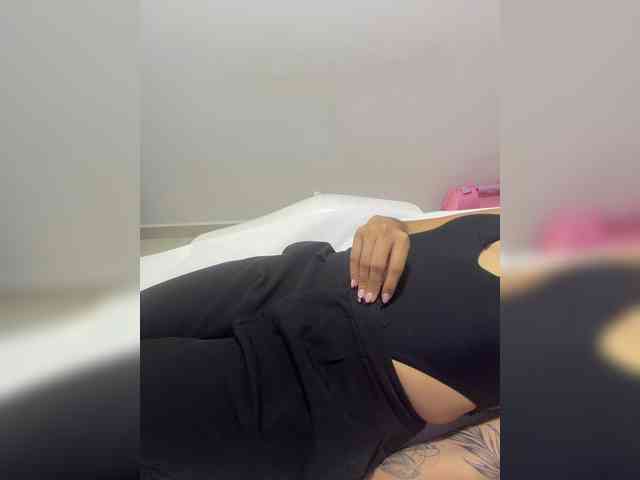 britt-grey webcam