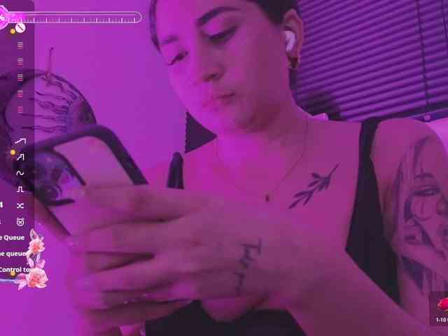 britt-grey webcam