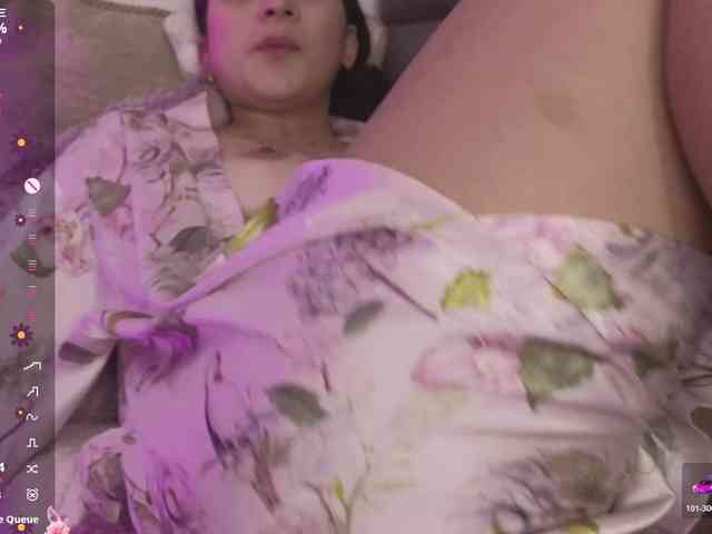 britt-grey webcam
