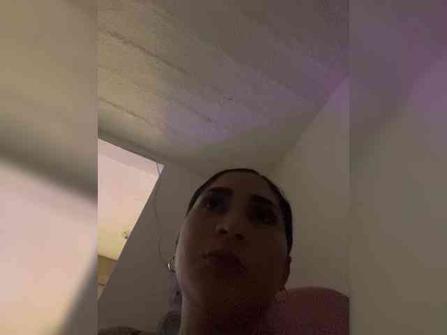 britt-grey webcam