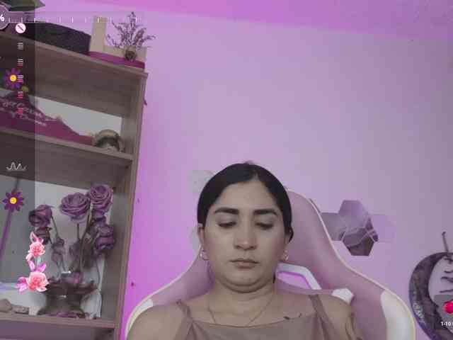 britt-grey webcam