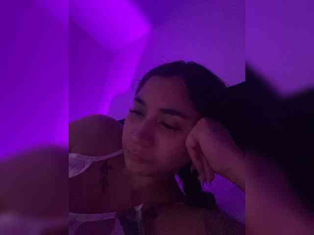 britt-grey webcam