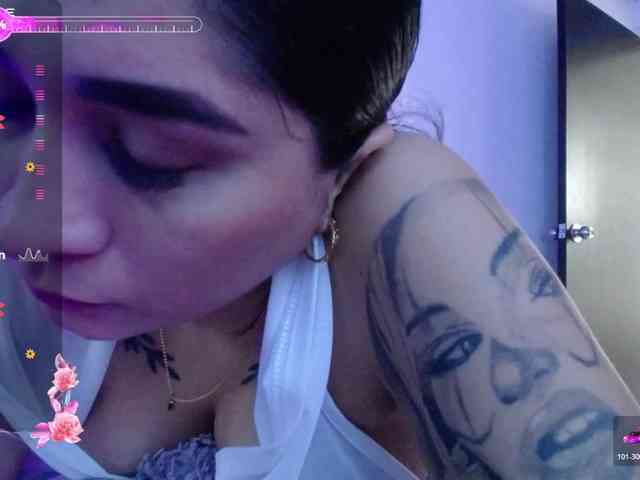 britt-grey webcam