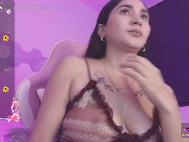 britt-grey webcam